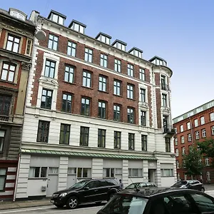 2* Hotel 9 Små Hjem